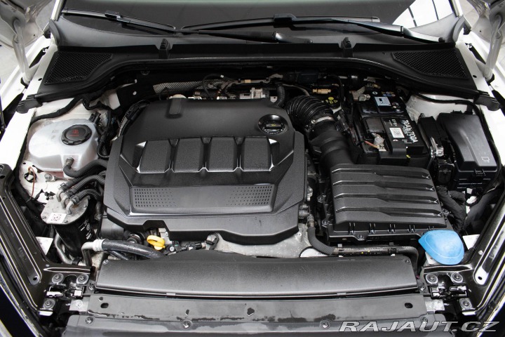 Škoda Octavia 2.0 TDI STYLE*KESSY*DPH*Č 2021