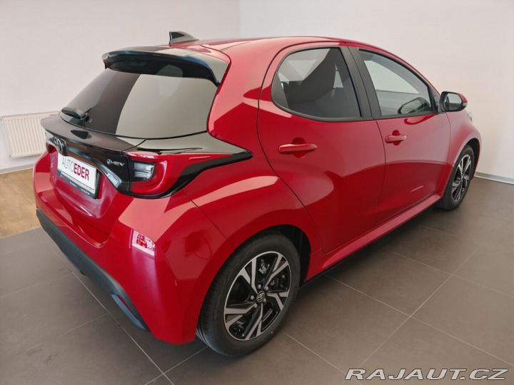 Toyota Yaris 1.5 Hybrid Style 2025