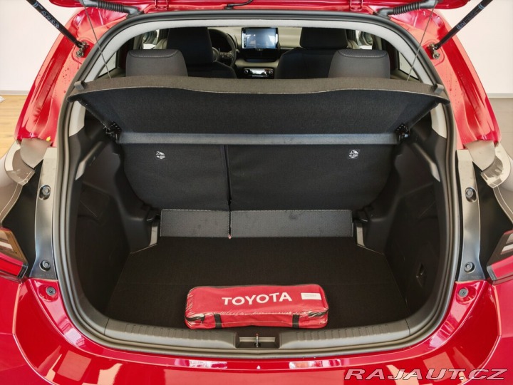 Toyota Yaris 1.5 Hybrid Style 2025