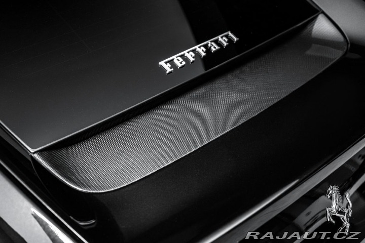 Ferrari 812 Superfast, lift, karbon, 2020