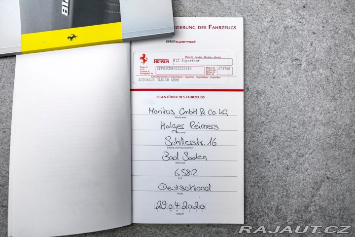 Ferrari 812 Superfast, lift, karbon, 2020