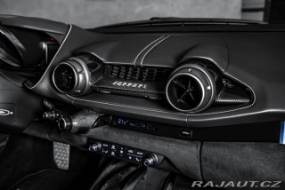 Ferrari 812 Superfast, lift, karbon, 2020