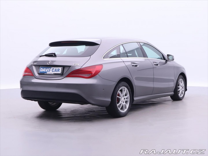 Mercedes-Benz CLA 2.1 200CDi 100kW Aut. Xen 2015