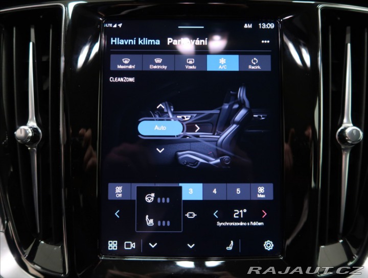 Volvo V60 2,0 B4 AT PLUS NAVI KAMER 2025