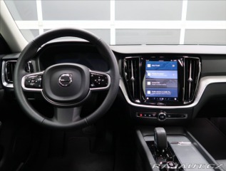 Volvo V60 2,0 B4 AUT PLUS 2025