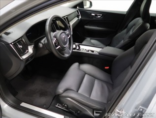 Volvo V60 2,0 B4 AUT PLUS 2025