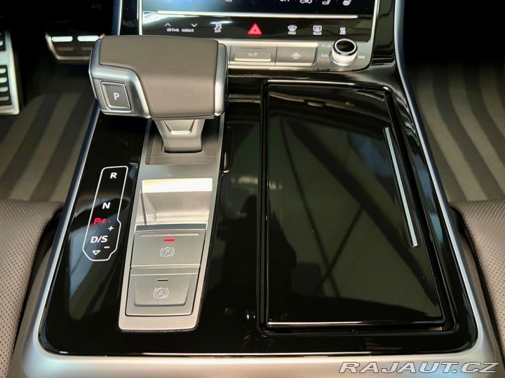 Audi Q8 50TDI QUATTRO, S-LINE, MA 2025