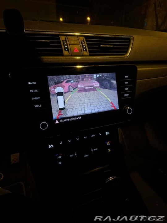 Škoda Superb 2,0 2019 Tdi, panorama 2019