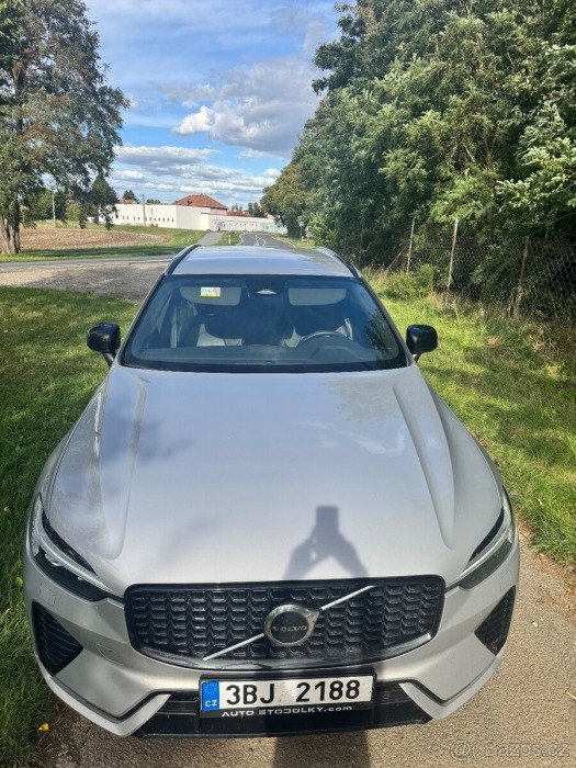 Volvo XC60 B4 D PLUS DARK