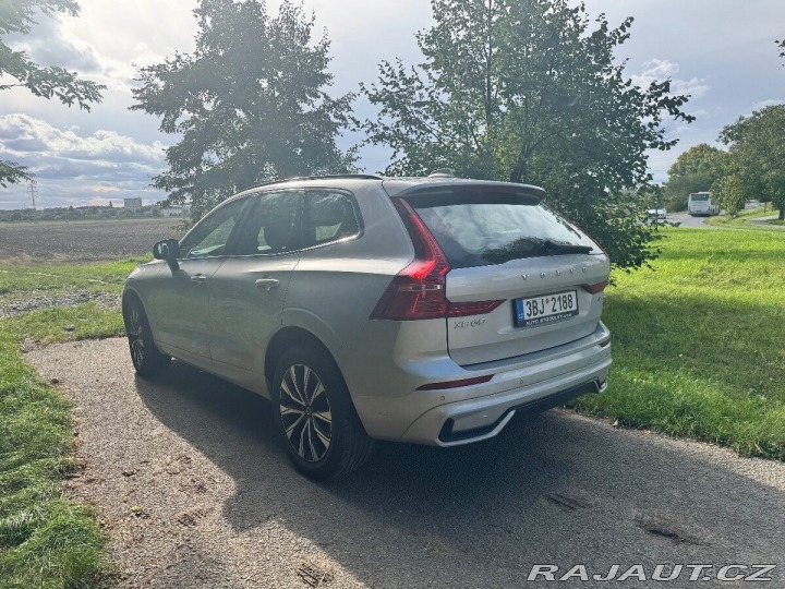Volvo XC60 B4 D PLUS DARK 1800