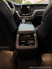 Volvo XC60 B4 D PLUS DARK 1800