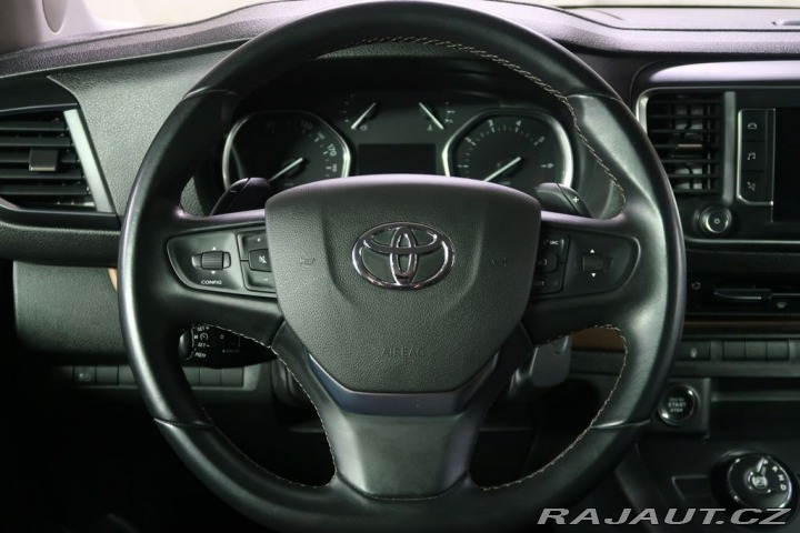 Toyota ProAce 2.0D4D,CZ,Family,AT,Marký 2023