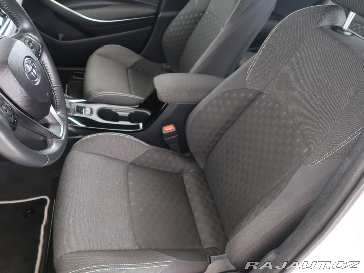 Toyota Corolla 1.8Hybrid,CZ,1Maj,Comfort 2023