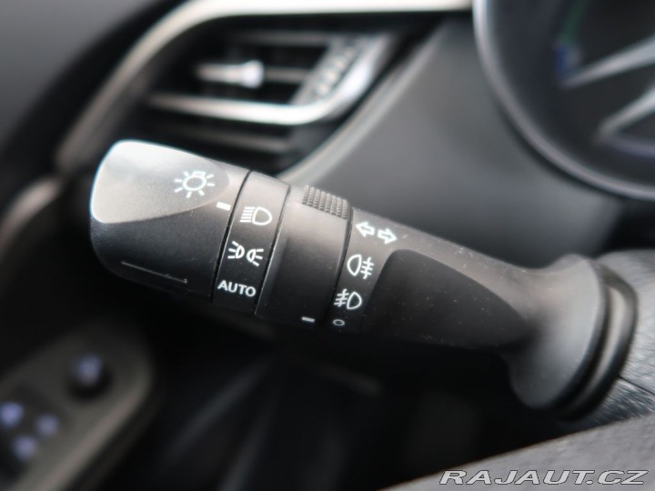 Toyota C-HR 1.8Hybrid,CZ,1Maj,Comfort 2023