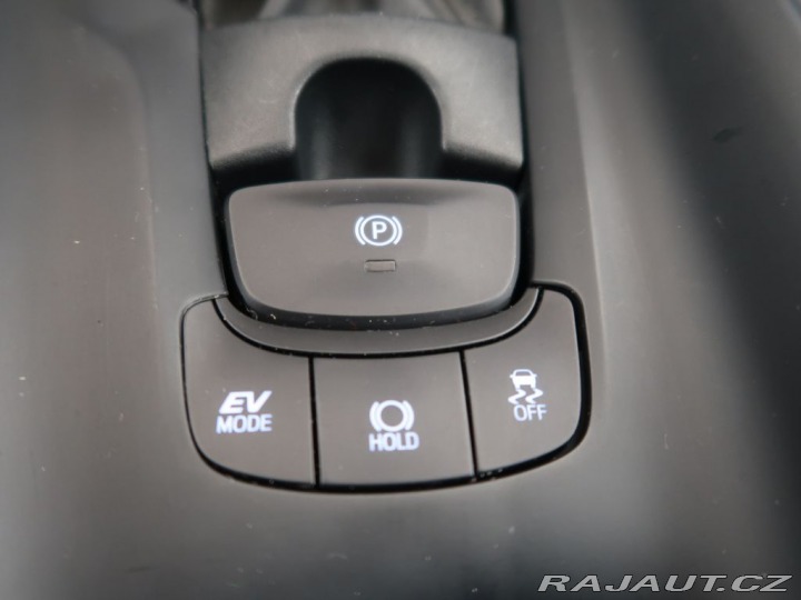 Toyota C-HR 1.8Hybrid,CZ,1Maj,Comfort 2023