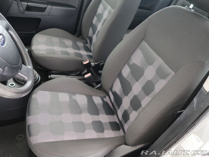 Ford Fusion 1.4i,CZ,1Maj,Manuál 2006