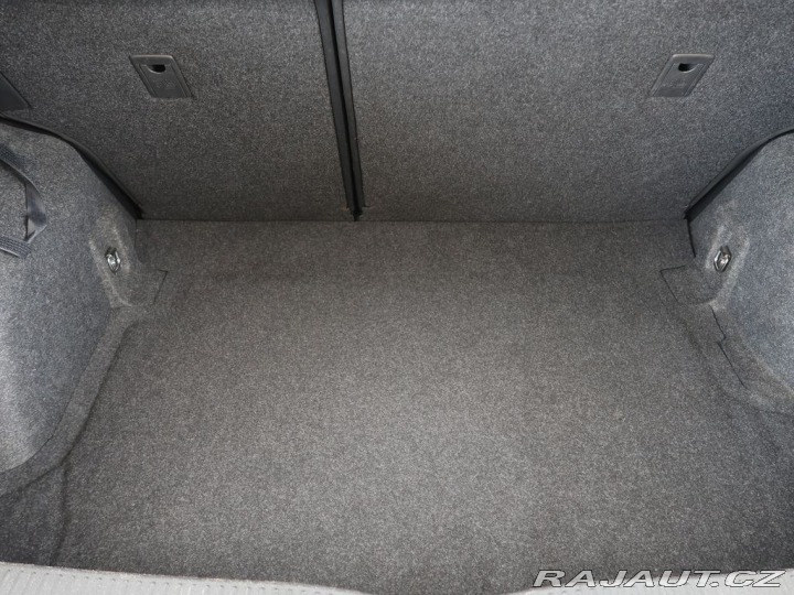 Toyota Auris 1.4VVT-i,CZ,1Maj,Manuál 2009