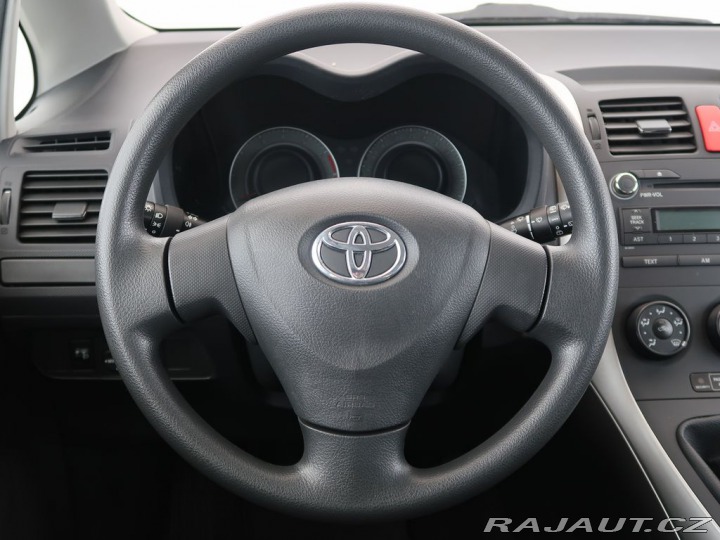 Toyota Auris 1.4VVT-i,CZ,1Maj,Manuál 2009