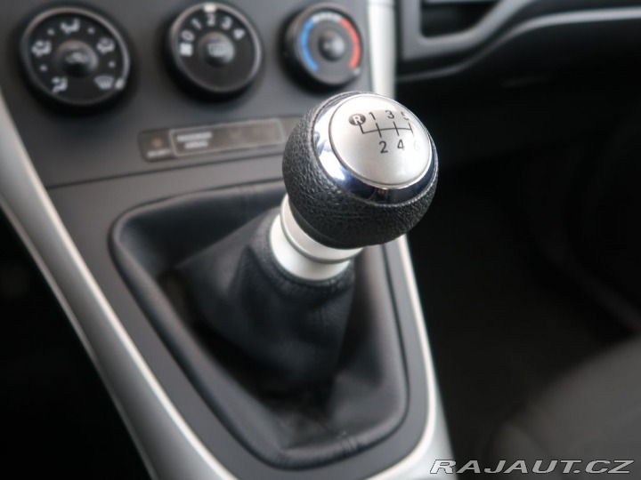 Toyota Auris 1.4VVT-i,CZ,1Maj,Manuál 2009