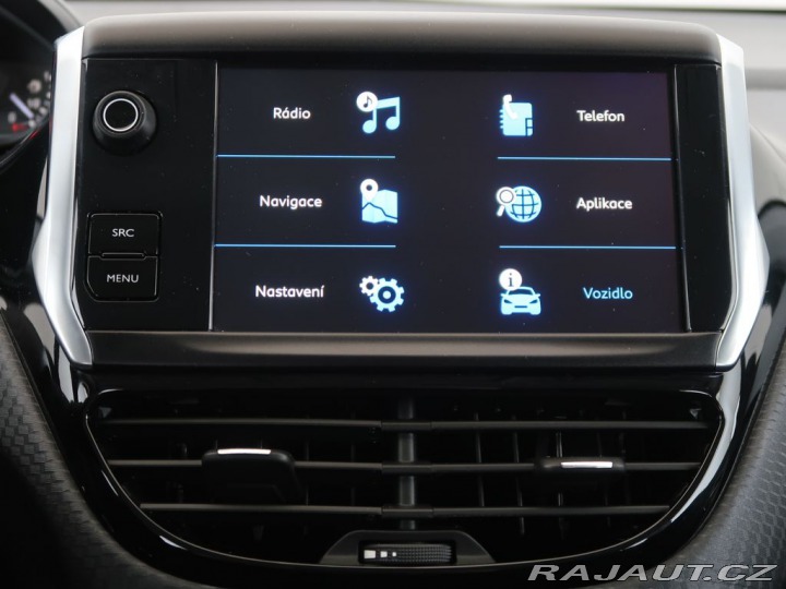 Peugeot 2008 1.2PureTech,CZ,1Maj,Manuá 2017