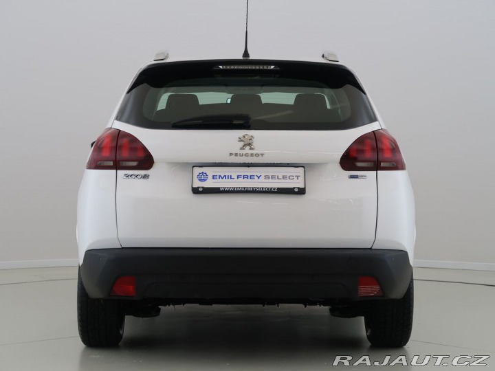 Peugeot 2008 1.2PureTech,CZ,1Maj,Manuá 2017