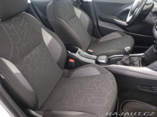 Peugeot 2008 1.2PureTech,CZ,1Maj,Manuá 2017