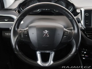 Peugeot 2008 1.2PureTech,CZ,1Maj,Manuá 2017