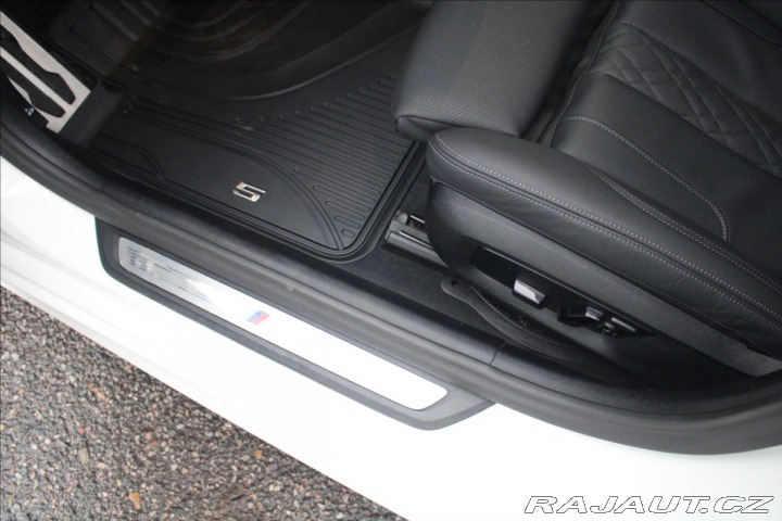 BMW 5 3,0 530d xDrive MSport ha 2022