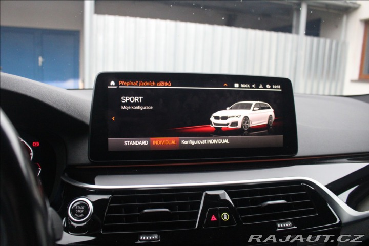 BMW 5 3,0 30d xDrive MSport h/k 2022