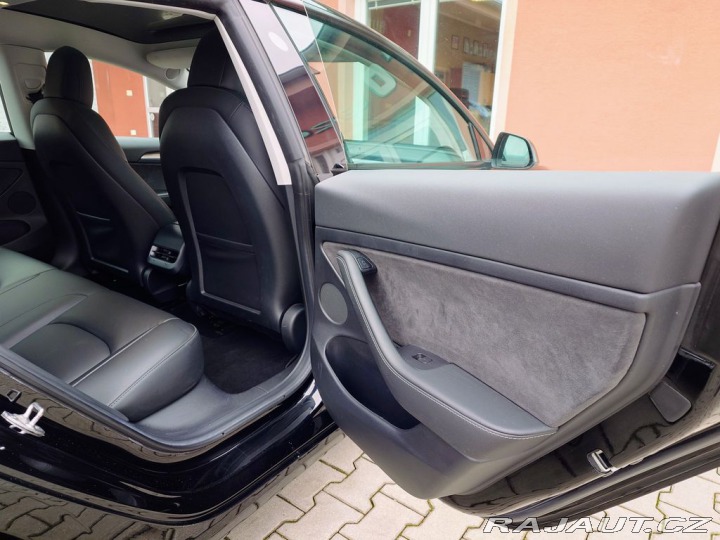 Tesla Model 3 Standard Range Plus kW SO 2021