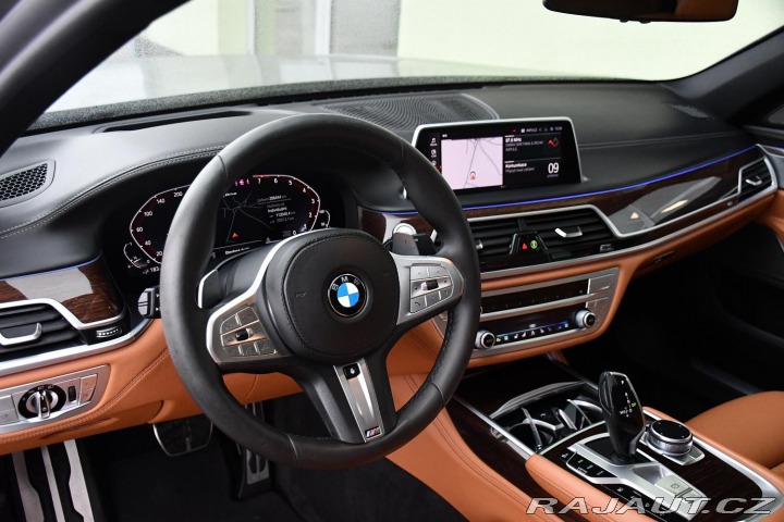 BMW 7 745Le xD M-SPORT HK PANO 2019