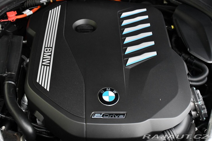 BMW 7 745Le xD M-SPORT HK PANO 2019