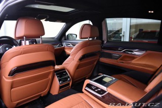BMW 7 745Le xD M-SPORT HK PANO 2019