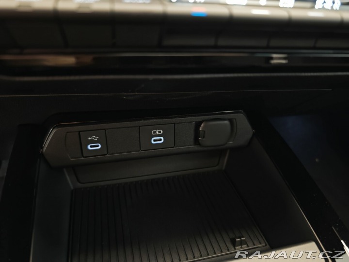 Toyota Prius 2.0 Plug-in Hybrid Presti 2024