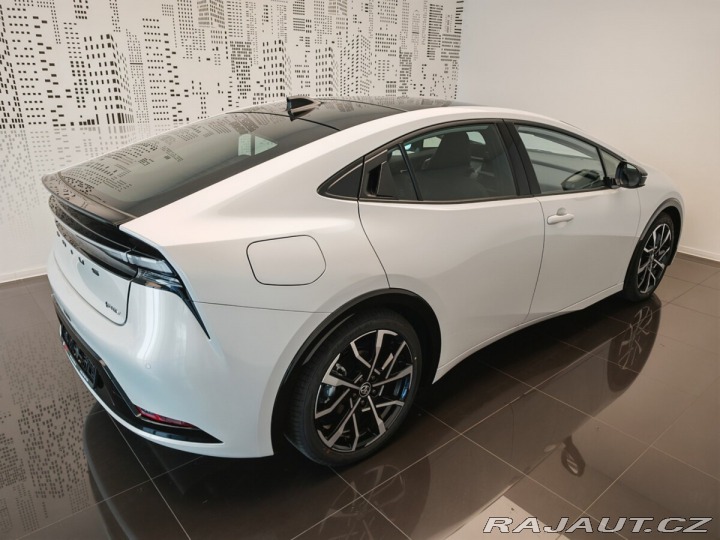 Toyota Prius 2.0 Plug-in Hybrid Presti 2024