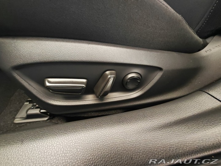 Toyota Prius 2.0 Plug-in Hybrid Presti 2023