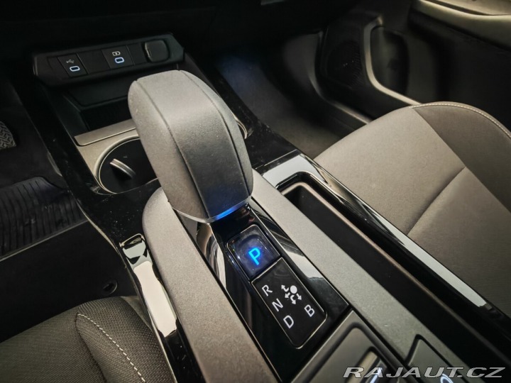 Toyota Prius 2.0 Plug-in Hybrid Presti 2025