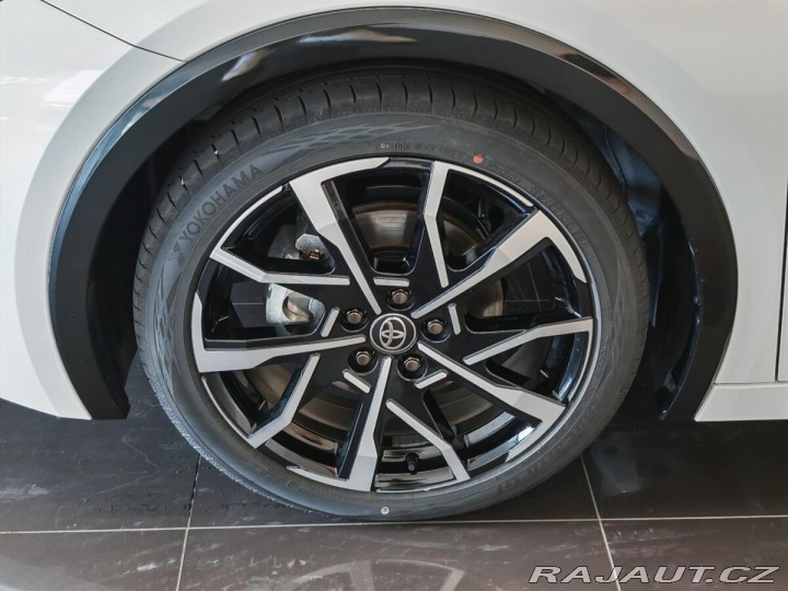 Toyota Prius 2.0 Plug-in Hybrid Presti 2025