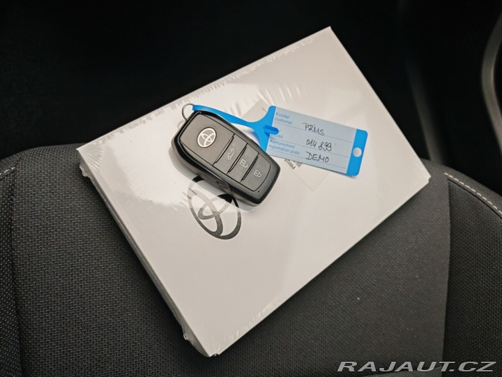 Toyota Prius 2.0 Plug-in Hybrid Presti 2025