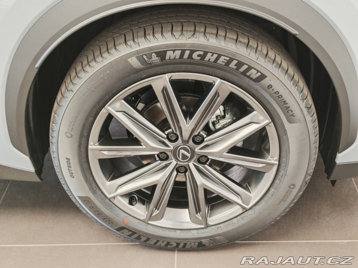 Lexus Ostatní modely LBX ELEGANT TECH 2025