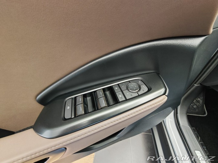 Lexus Ostatní modely LBX ELEGANT TECH 2025