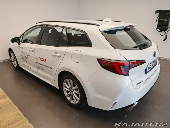 Toyota Corolla 1.8 Hybrid Comfort Tech 2025