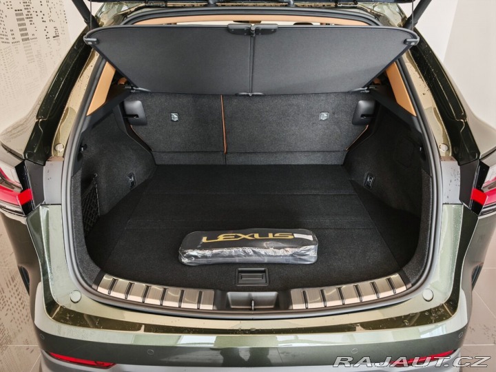 Lexus Ostatní modely NX 450h plus 450h+ Executive Plus 2024