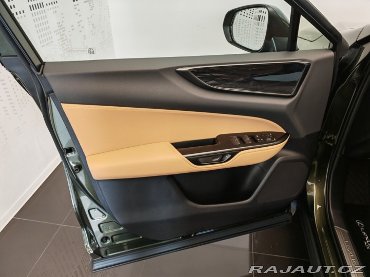 Lexus Ostatní modely NX 450h plus 450h+ Executive Plus 2024