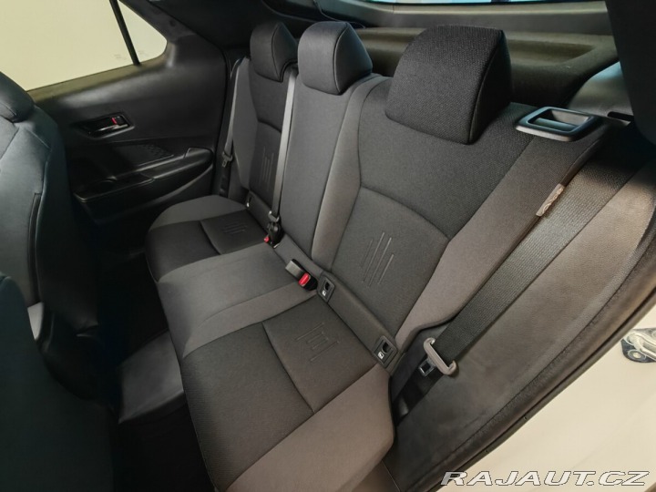 Toyota C-HR 2.0 Plug-in Hybrid STYLE 2024