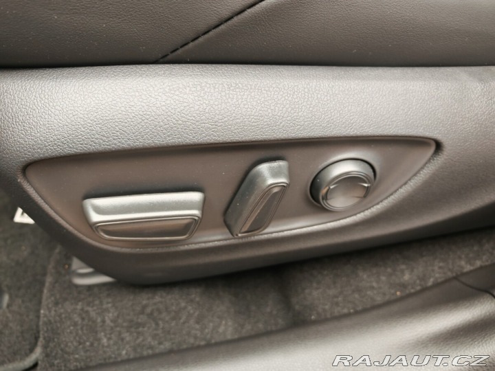 Toyota RAV4 2.5 Plug-in Hybrid SELECT 2025