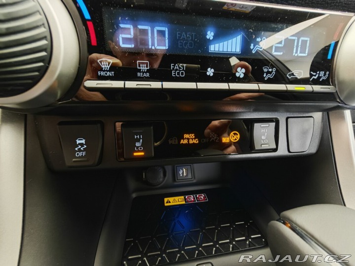 Toyota RAV4 2.5 Plug-in Hybrid SELECT 2025