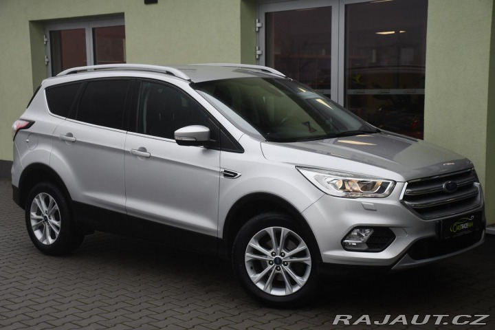Ford Kuga 1.5EB TITANIUM TAŽNÉ 1M Č 2018