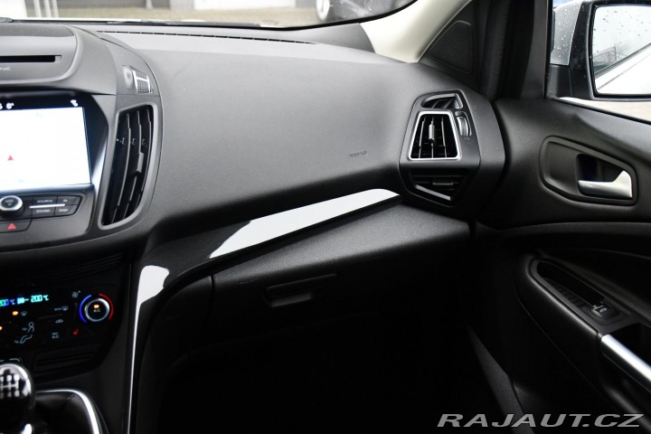 Ford Kuga 1.5EB TITANIUM TAŽNÉ 1M Č 2018