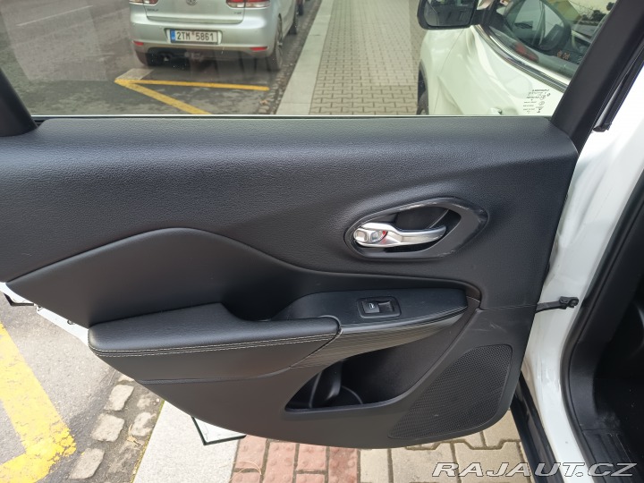 Jeep Cherokee 2,2CRD Limited 4X4 2015